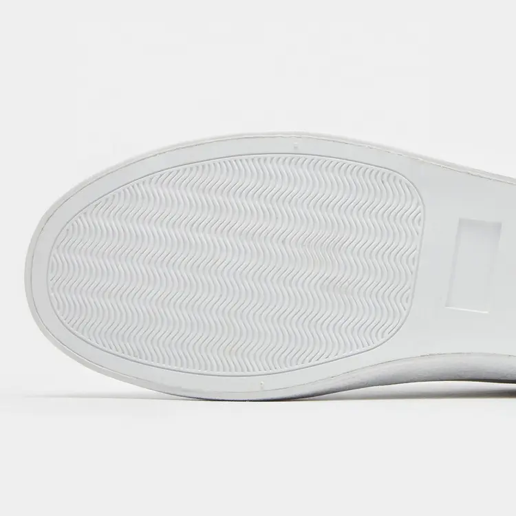 China New Fashion Trend Unisex Casual Walking Sneaker Fashion Skate Shoes for Girls